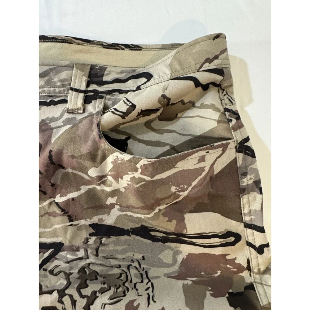 Under Armour Camo Multicolor Hunting/Tactical Pants Loose Mens Size 44x32